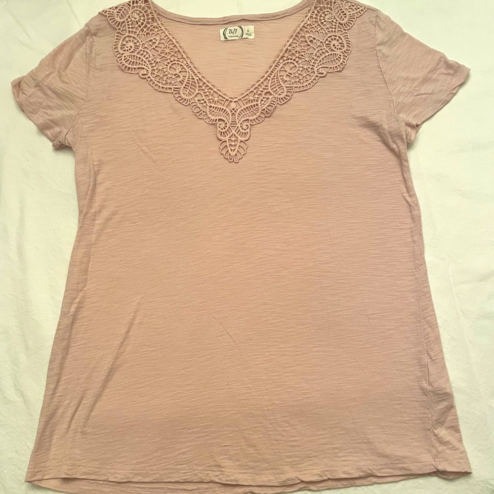 Cute shirt, light pink